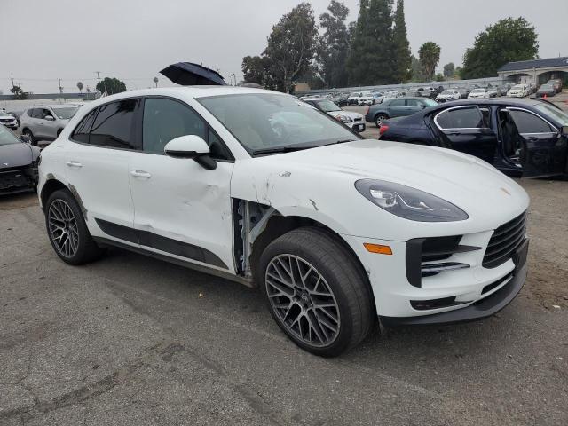 VIN WP1AA2A5XLLB09378 2020 Porsche Macan no.4