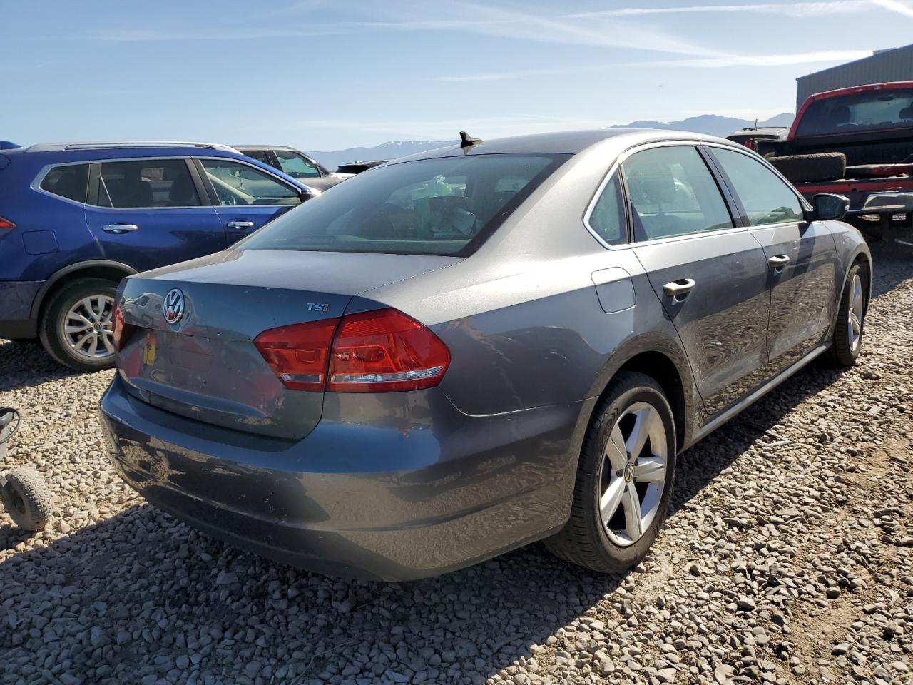 1VWAT7A39FC088290 2015 Volkswagen Passat S