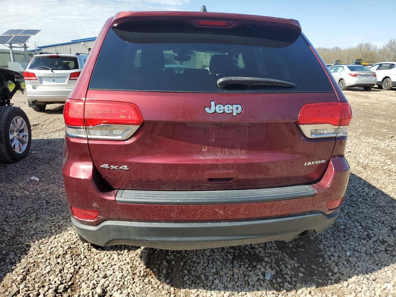 1C4RJFAGXHC865510 2017 Jeep Grand Cherokee Laredo