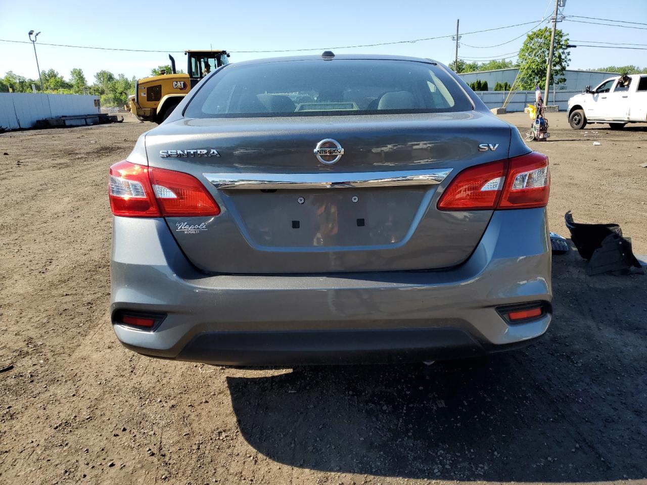 2019 Nissan Sentra S vin: 3N1AB7AP0KY211133