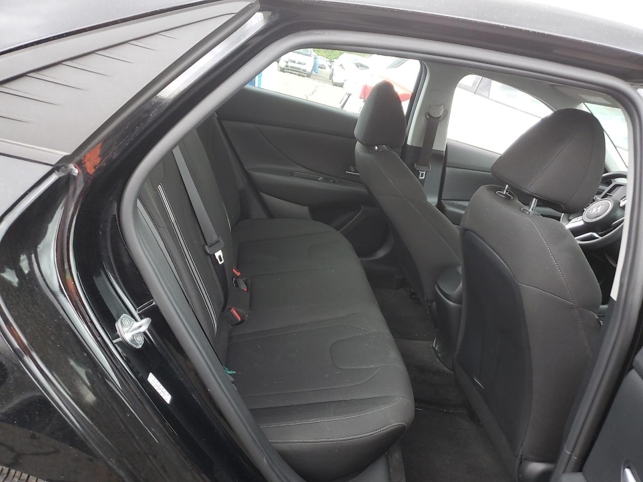 KMHLM4AG6NU289871 2022 Hyundai Elantra Sel