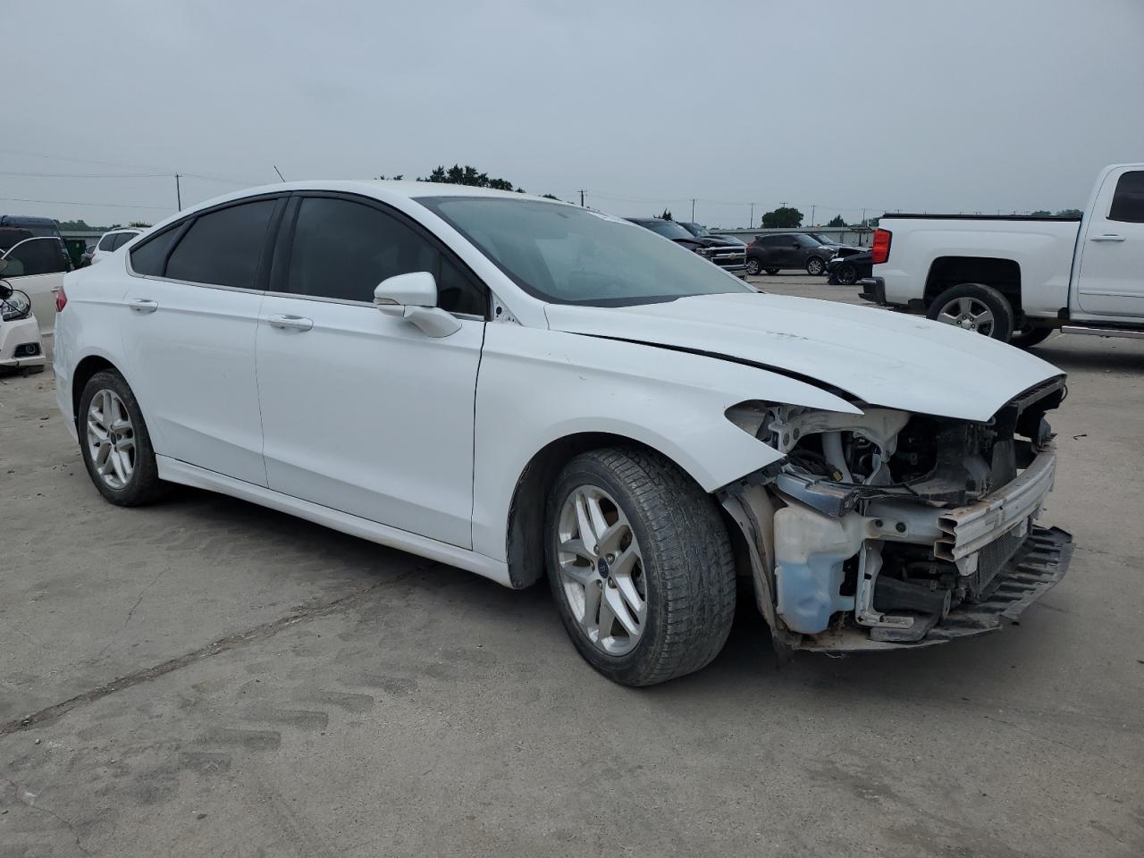 3FA6P0HD0GR388327 2016 Ford Fusion Se