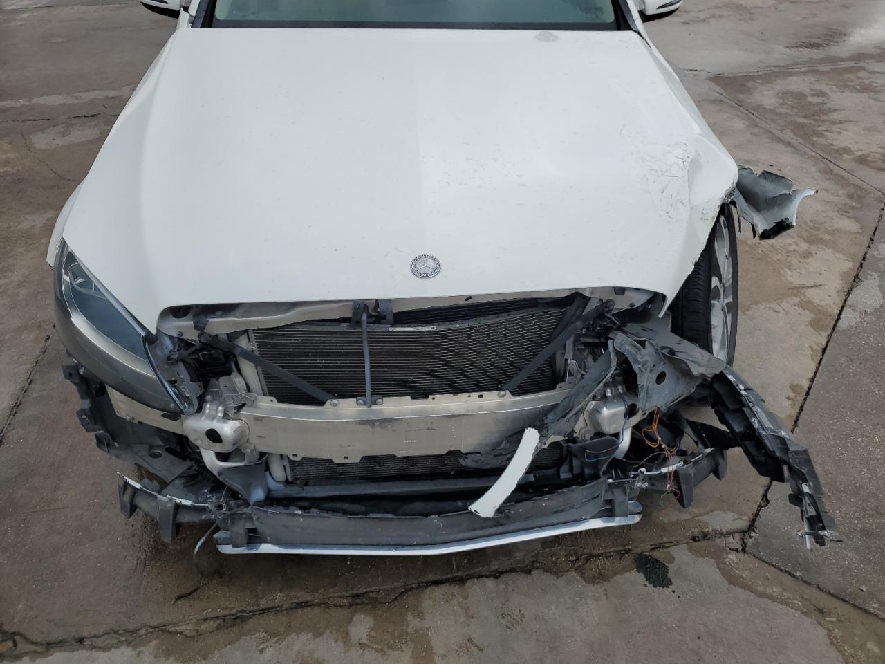 55SWF4JB3HU190842 2017 Mercedes-Benz C 300