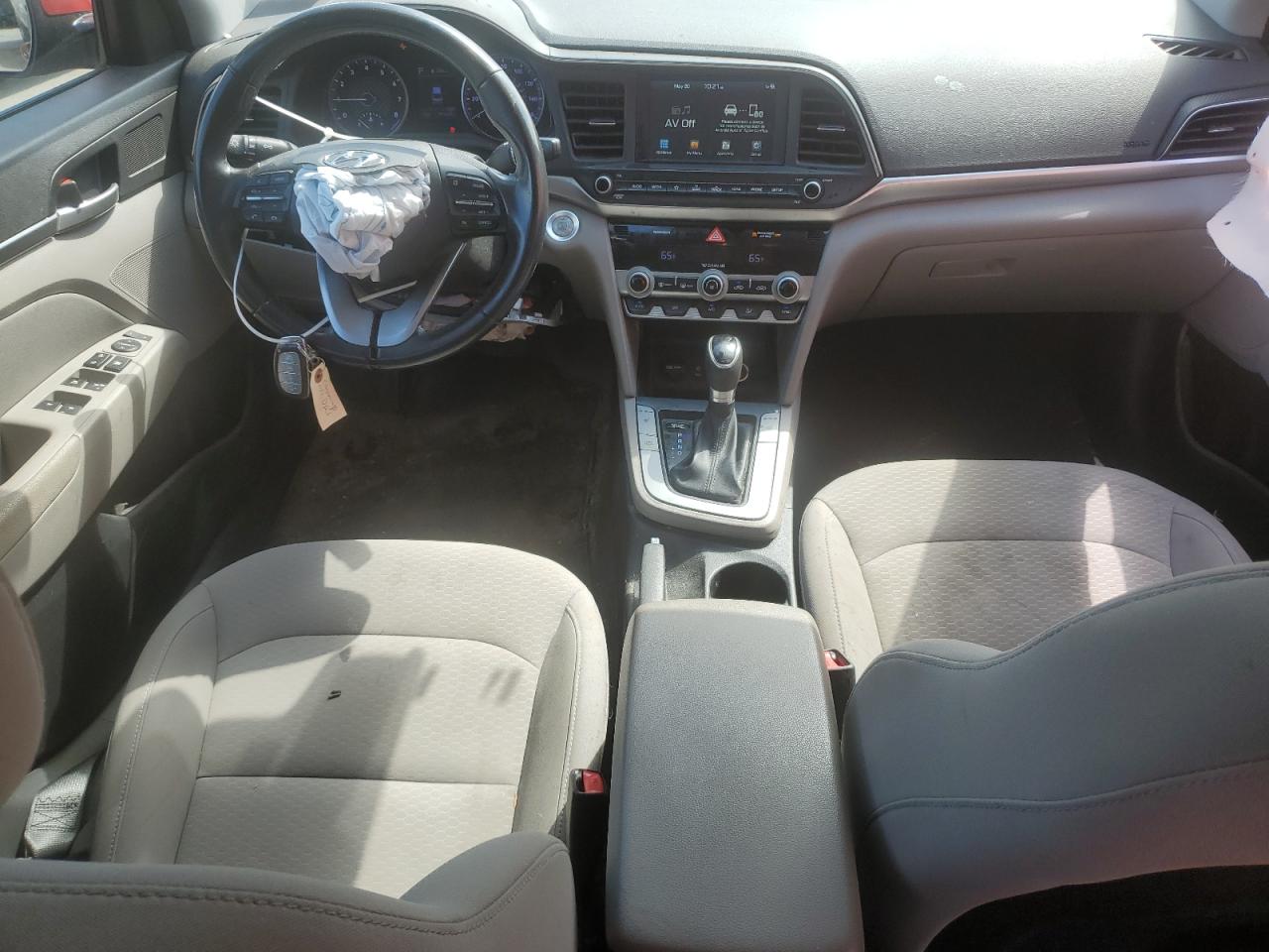 5NPD84LF2KH440308 2019 Hyundai Elantra Sel