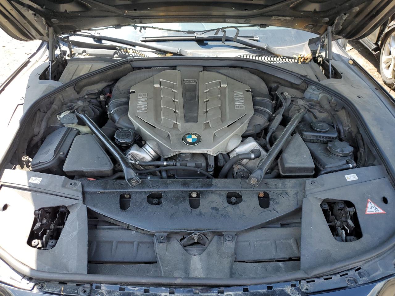 WBAKC8C59AC430757 2010 BMW 750 Li xDrive