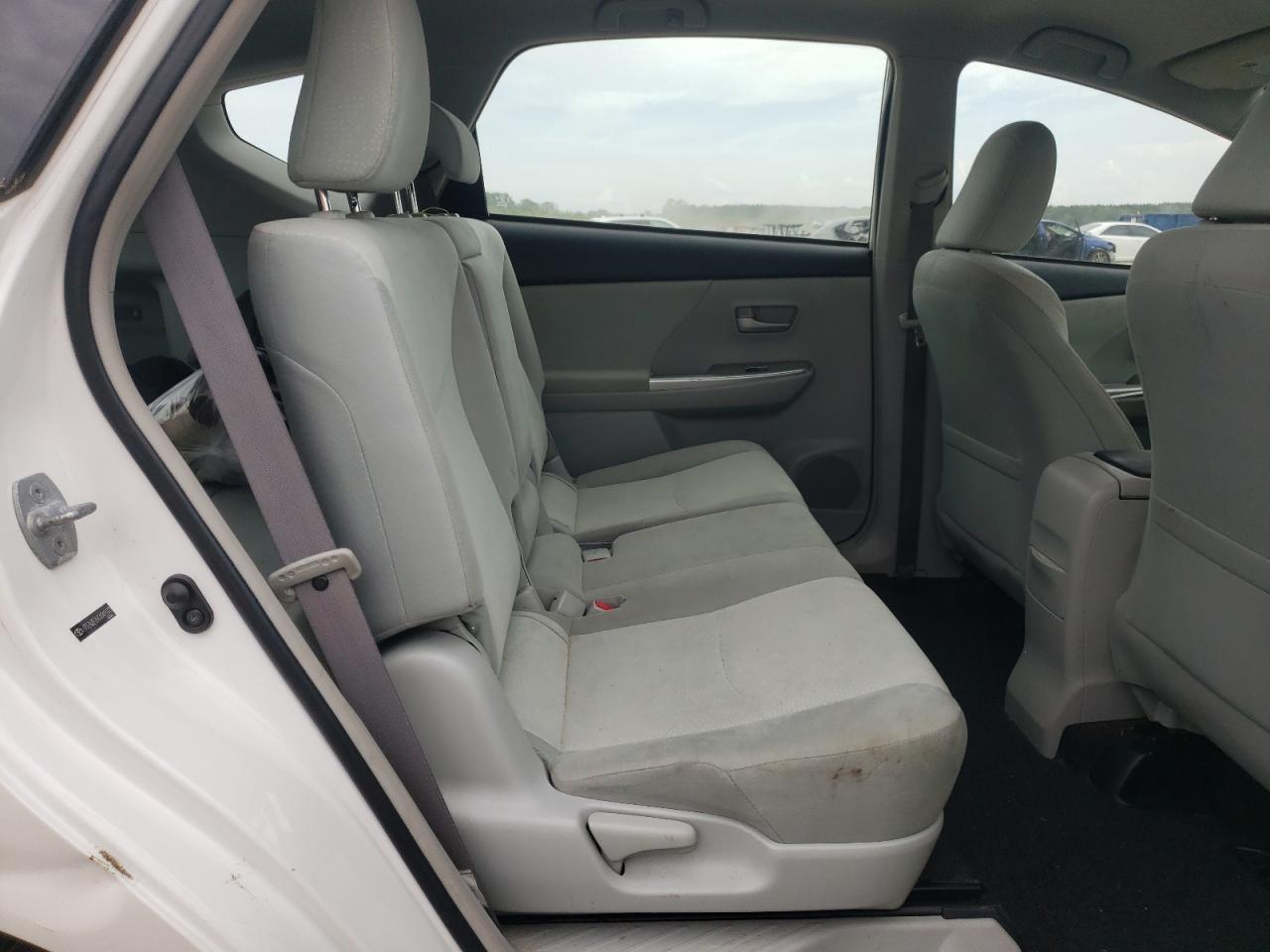 JTDZN3EU0C3041933 2012 Toyota Prius V