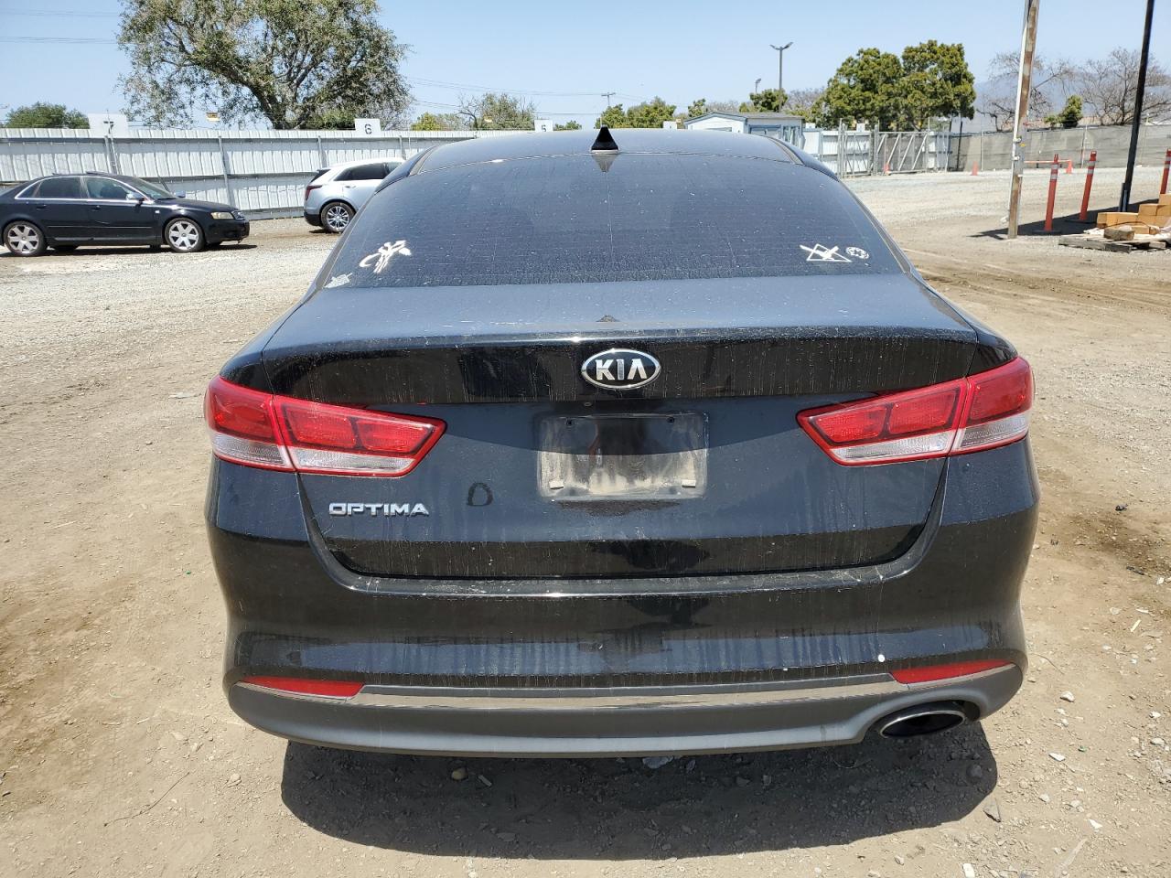 5XXGT4L35GG007568 2016 Kia Optima Lx