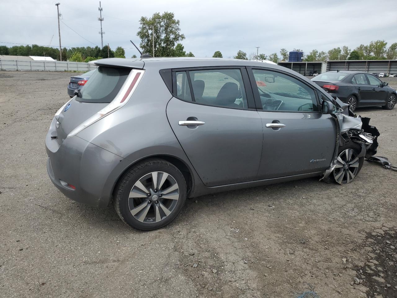 1N4AZ0CP9FC330879 2015 Nissan Leaf S