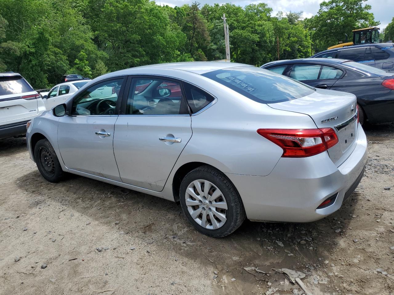 2016 Nissan Sentra S vin: 3N1AB7AP1GY262017