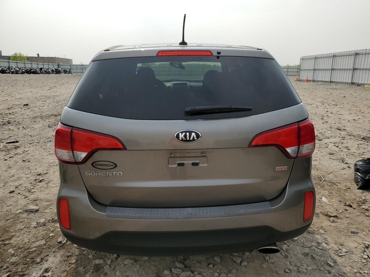 5XYKT3A66FG581978 2015 Kia Sorento Lx