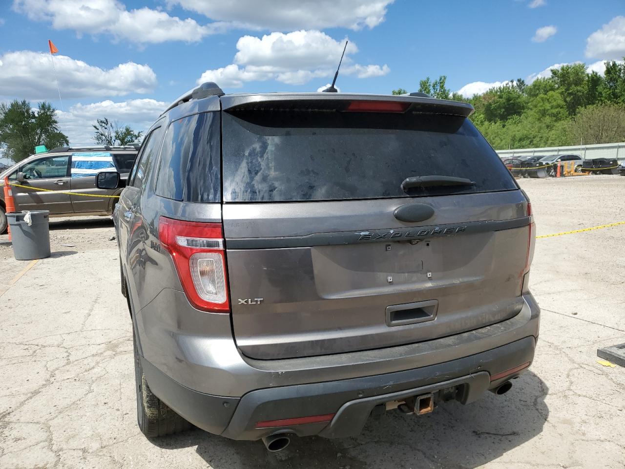 1FMHK7D82BGA41726 2011 Ford Explorer Xlt