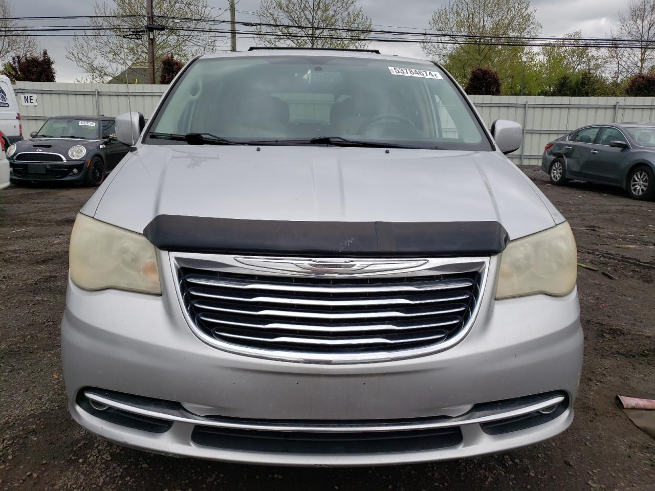 2A4RR5DG0BR747084 2011 Chrysler Town & Country Touring