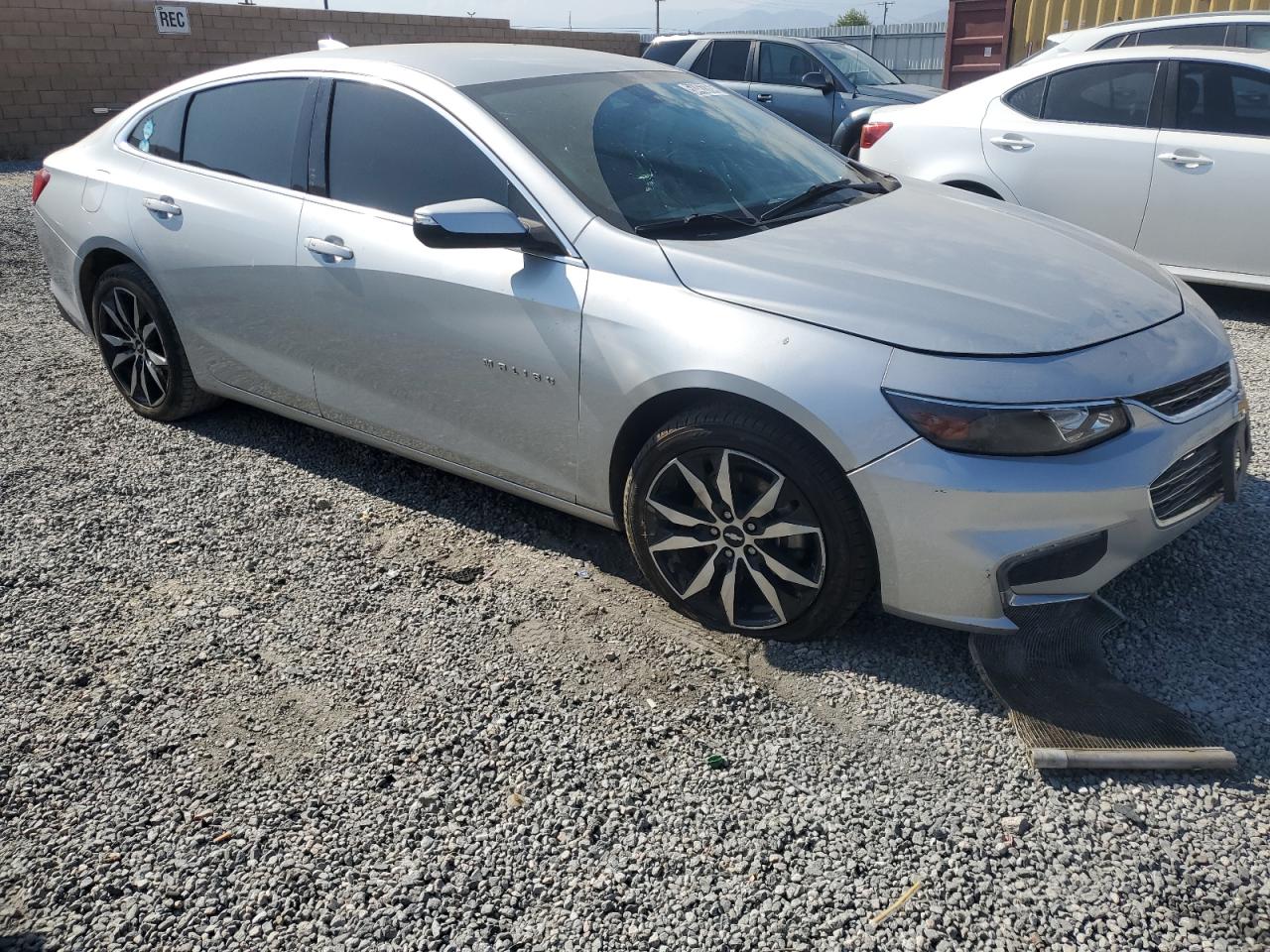 1G1ZD5ST2JF280382 2018 Chevrolet Malibu Lt