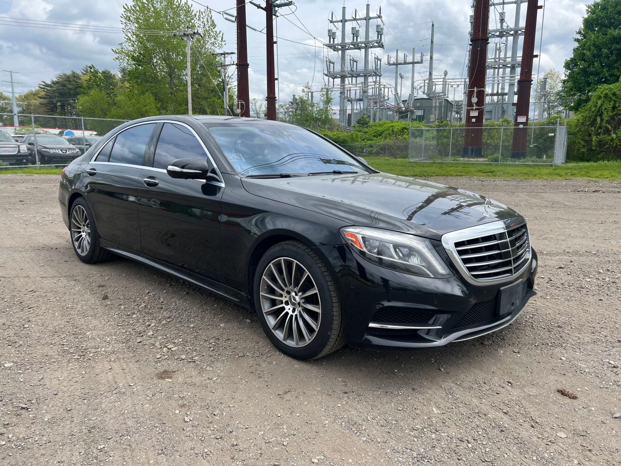 2016 Mercedes-Benz S 550 4Matic vin: WDDUG8FB2GA225955