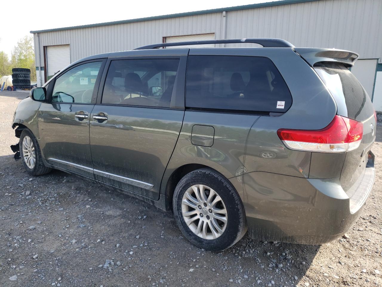 5TDYK3DC2ES449249 2014 Toyota Sienna Xle