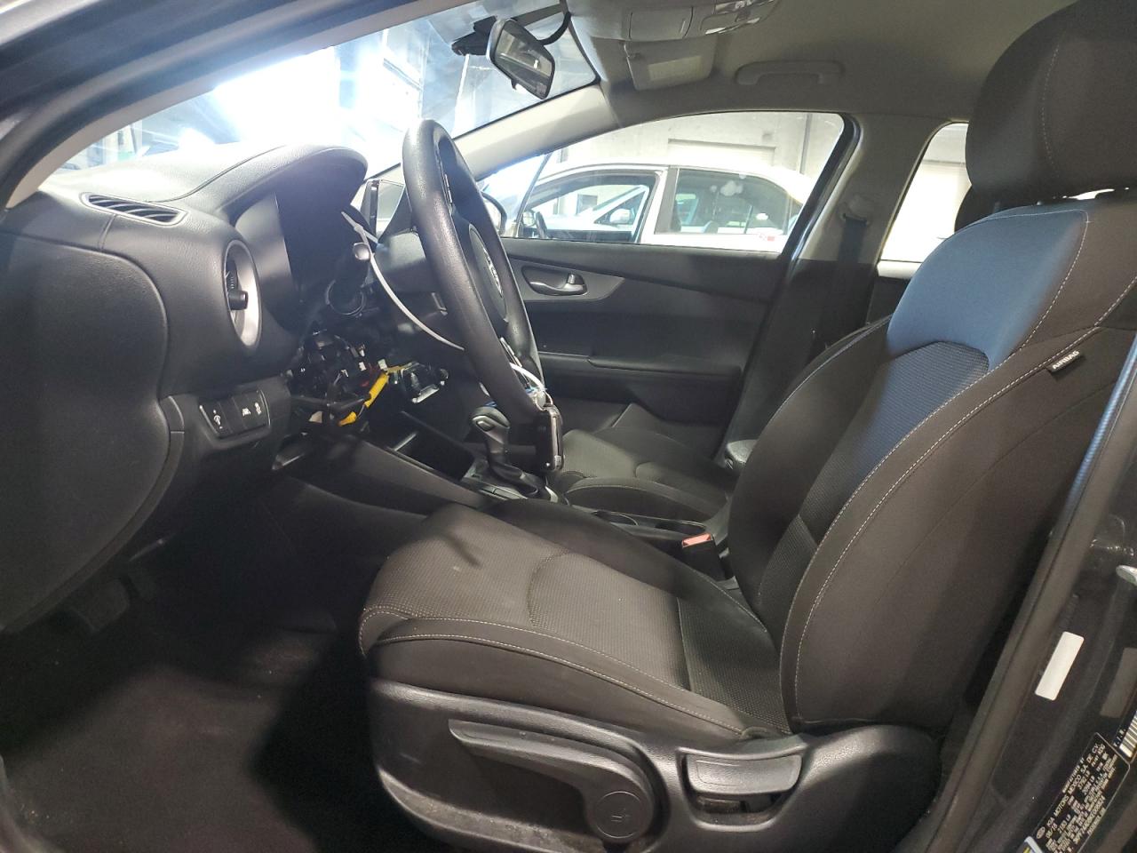 3KPF24AD8KE008824 2019 Kia Forte Fe