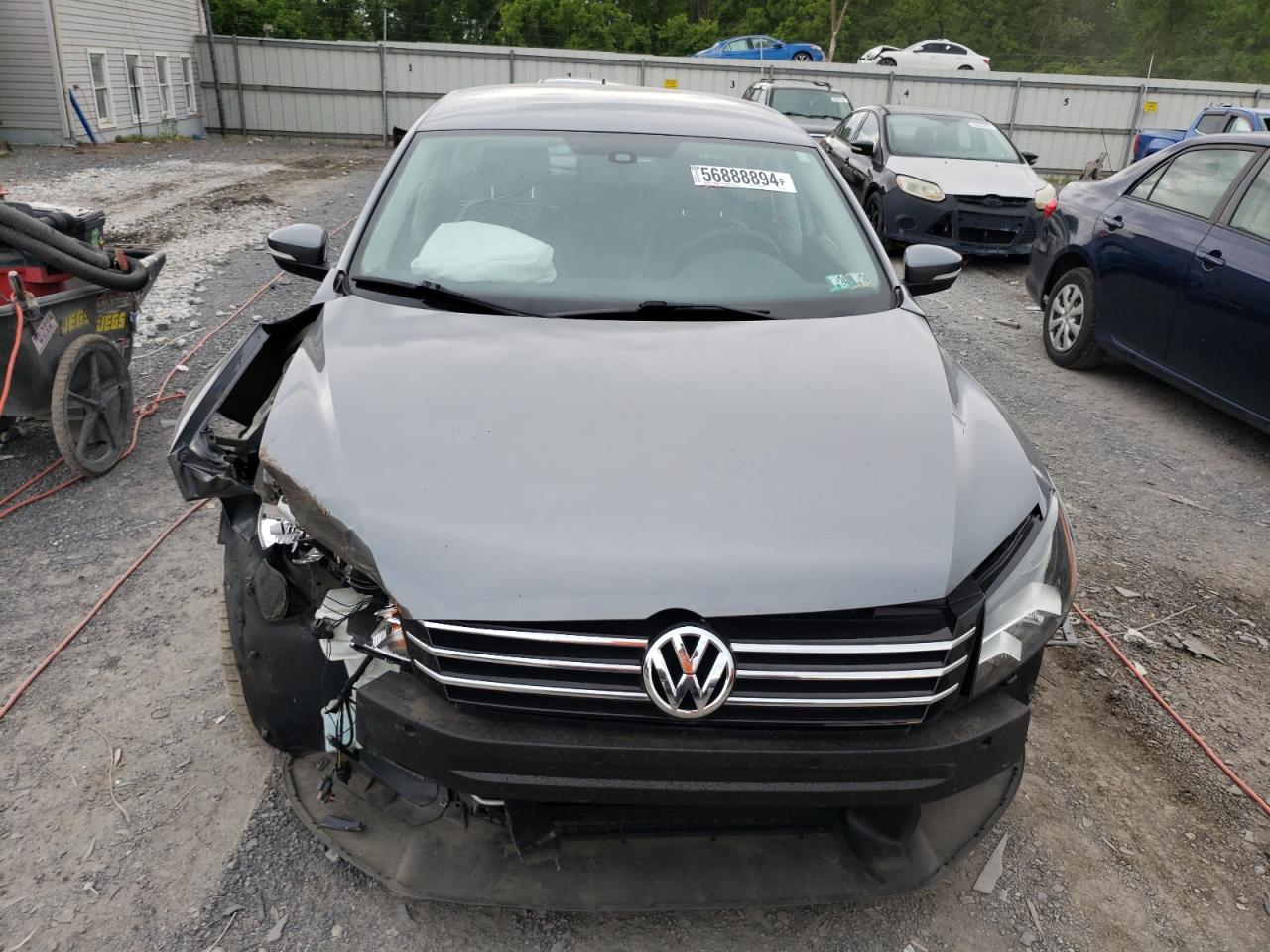 2015 Volkswagen Passat S vin: 1VWAT7A30FC099971