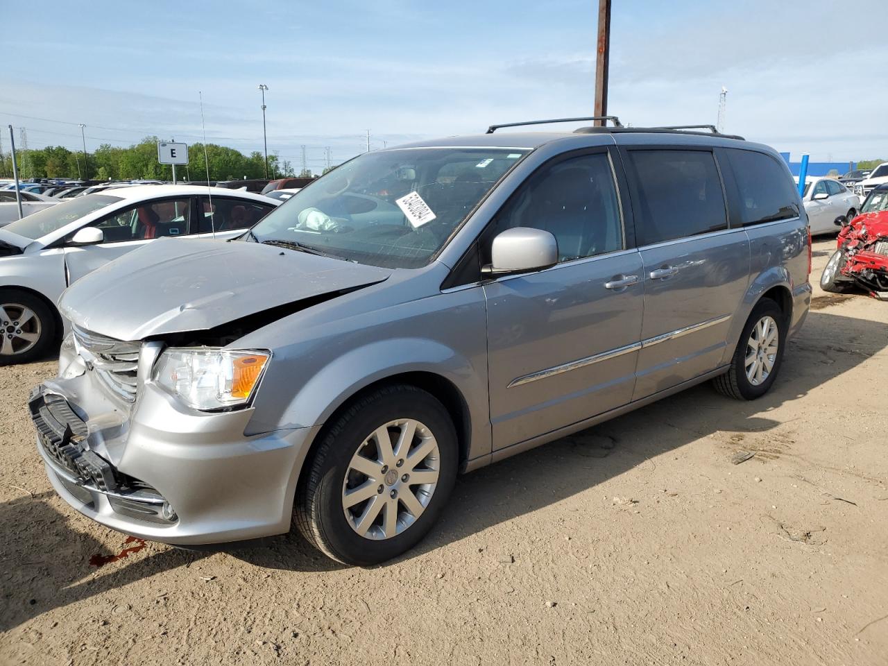 2015 Chrysler Town & Country Touring vin: 2C4RC1BG4FR637759