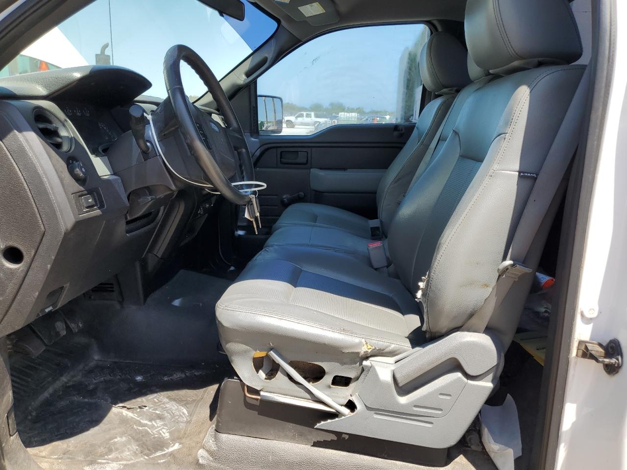 1FTNF1EFXBKD22899 2011 Ford F150