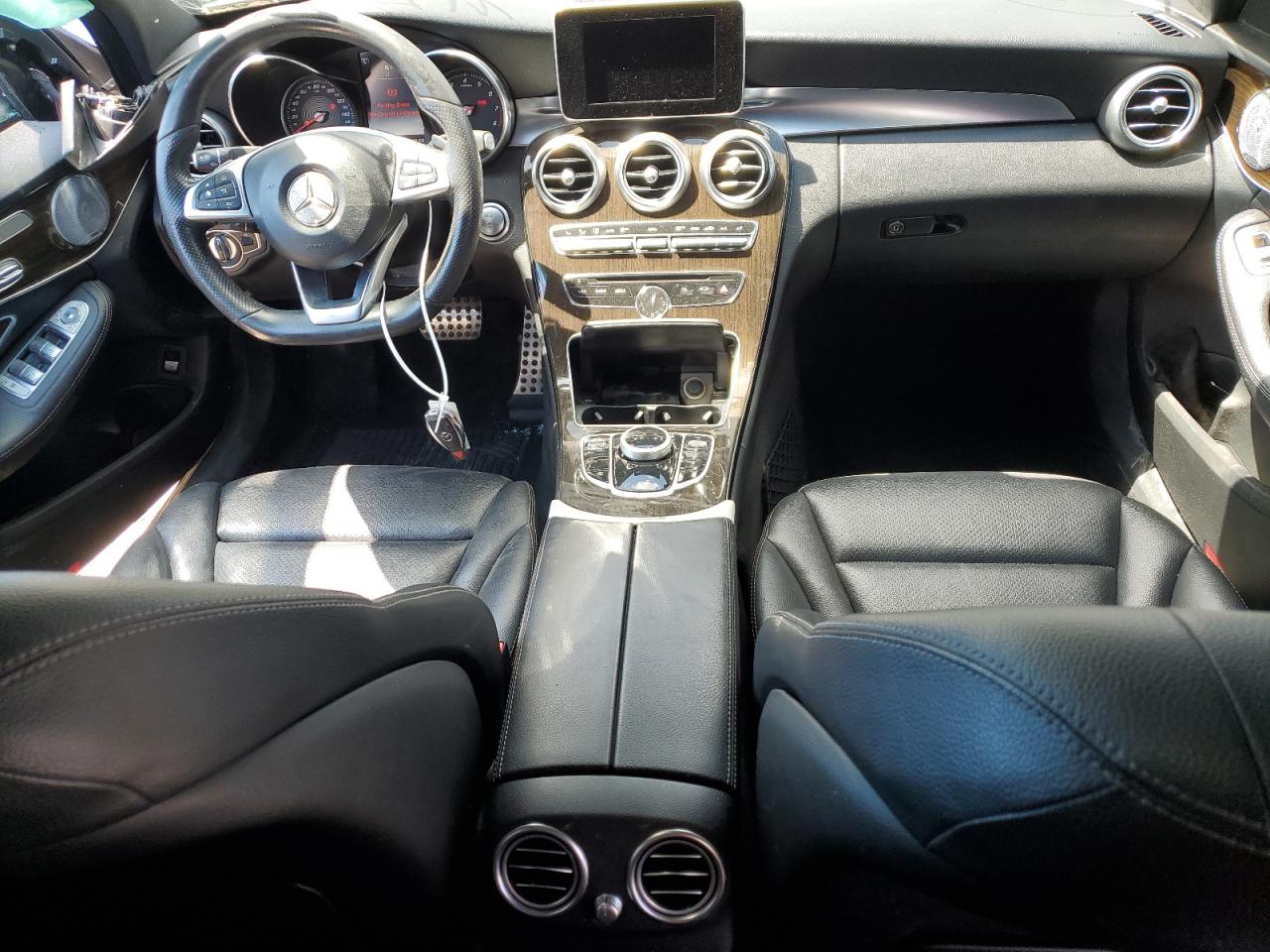 WDDWF4KB5JR395326 2018 Mercedes-Benz C 300 4Matic