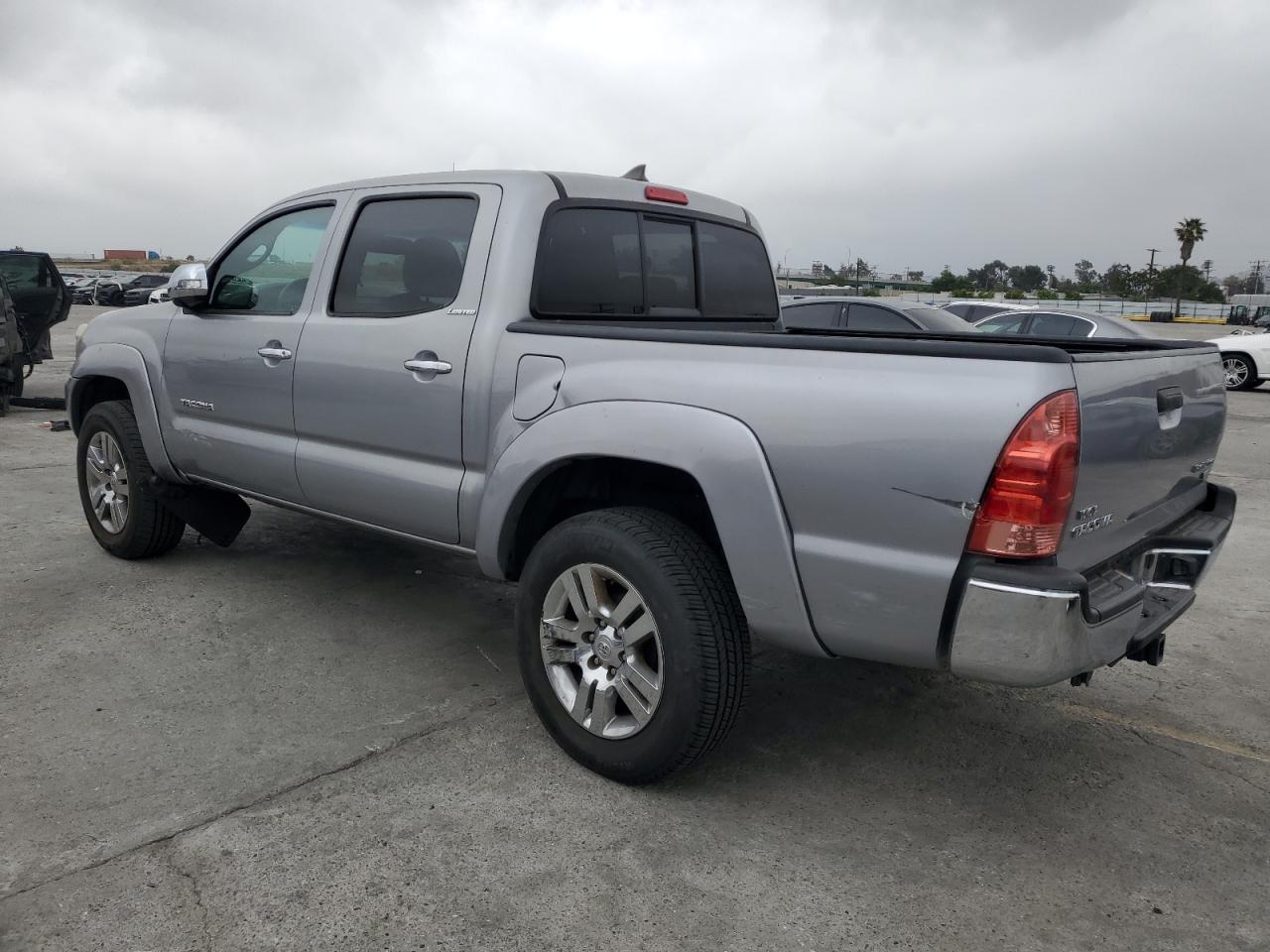 3TMJU4GN4EM167693 2014 Toyota Tacoma Double Cab Prerunner