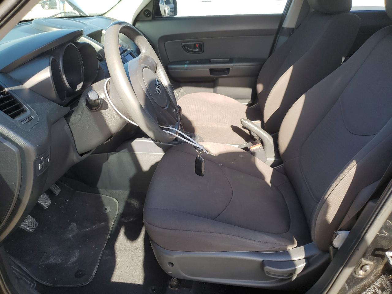 KNDJT2A1XB7347070 2011 Kia Soul