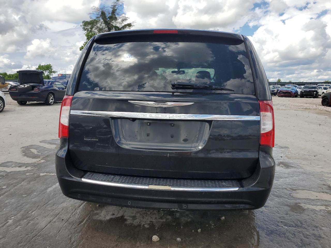 2C4RC1CG5DR819000 2013 Chrysler Town & Country Touring L