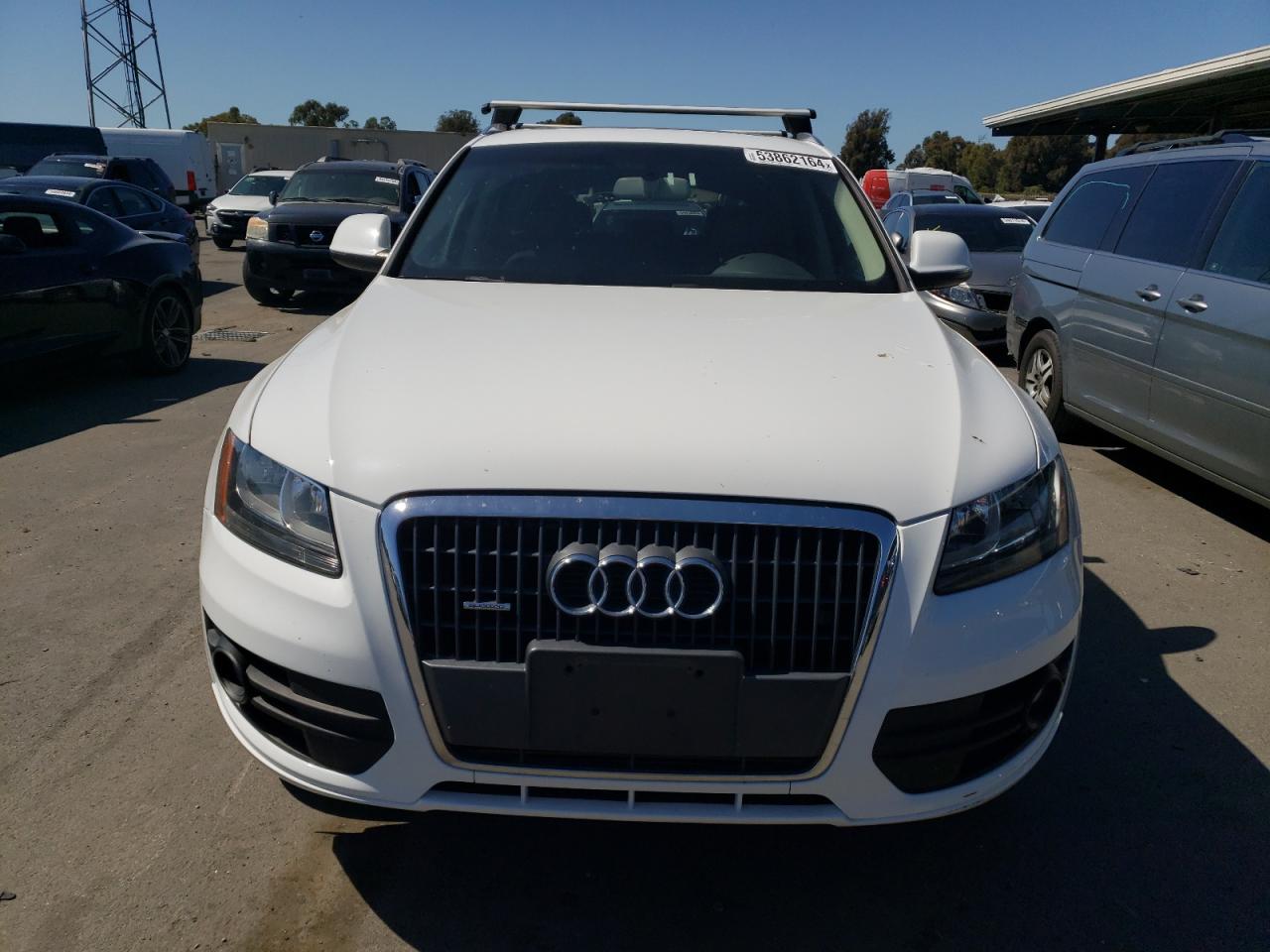 WA1CFAFP3BA089835 2011 Audi Q5 Premium