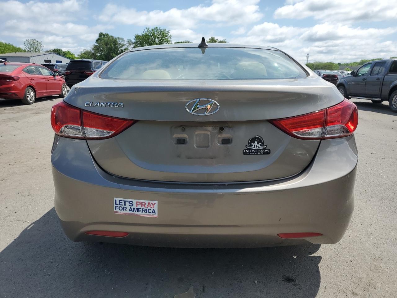 5NPDH4AE5DH391487 2013 Hyundai Elantra Gls