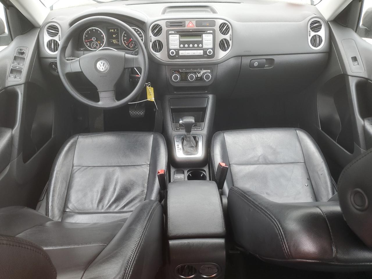 WVGBV7AX5AW523104 2010 Volkswagen Tiguan Se