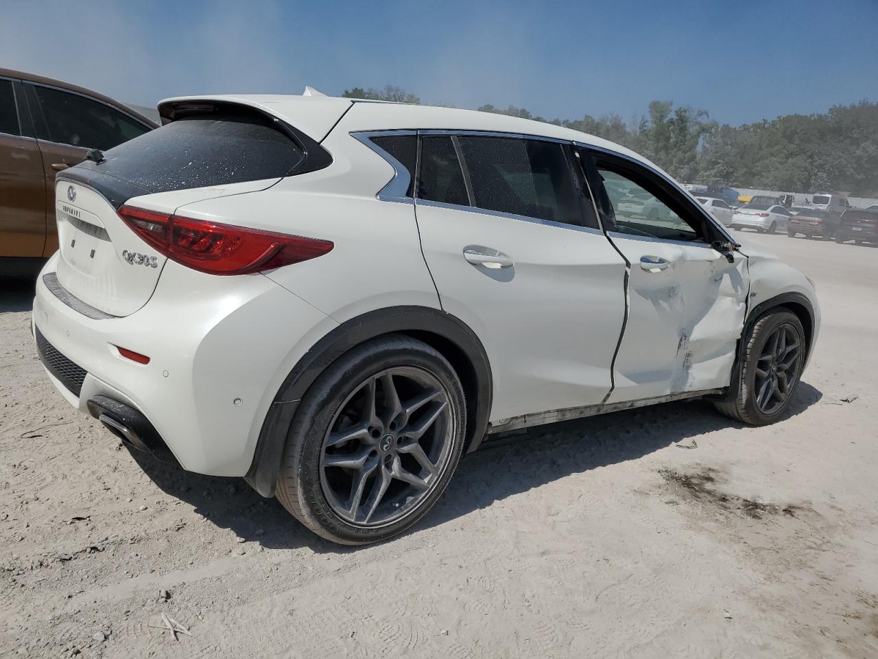 SJKCH5CP2KA008591 2019 Infiniti Qx30 Pure