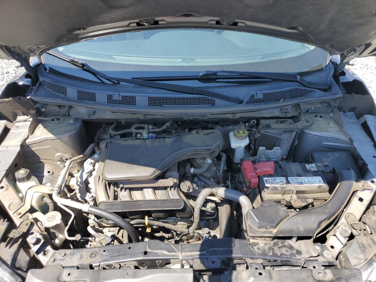 JN1BJ1CR8JW251095 2018 Nissan Rogue Sport S