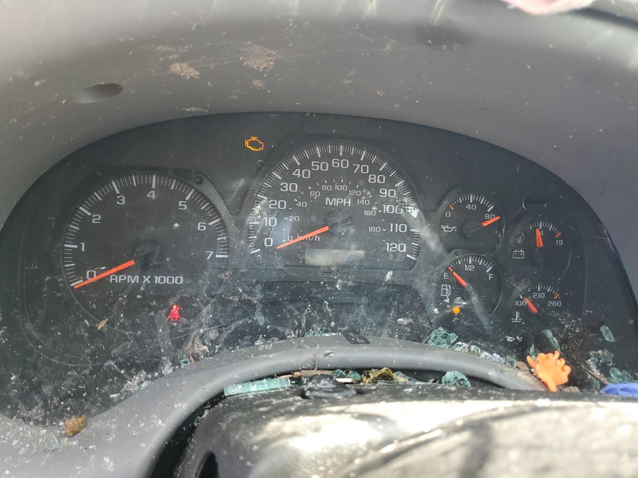 1GNDT13S052313970 2005 Chevrolet Trailblazer Ls