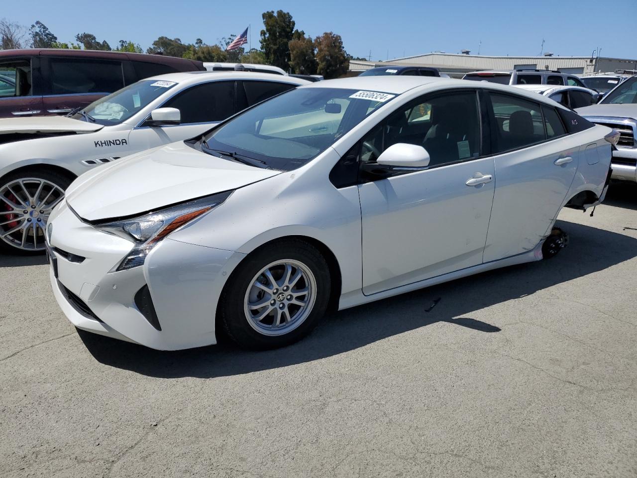 JTDKBRFU2J3603761 2018 Toyota Prius