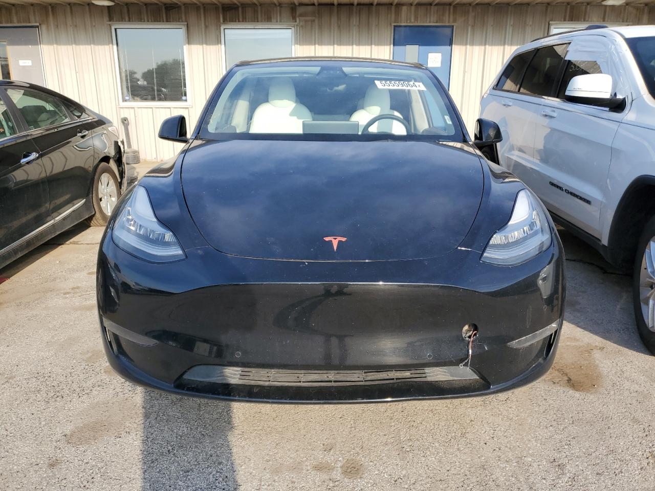 2021 Tesla Model Y vin: 5YJYGDEE4MF115752