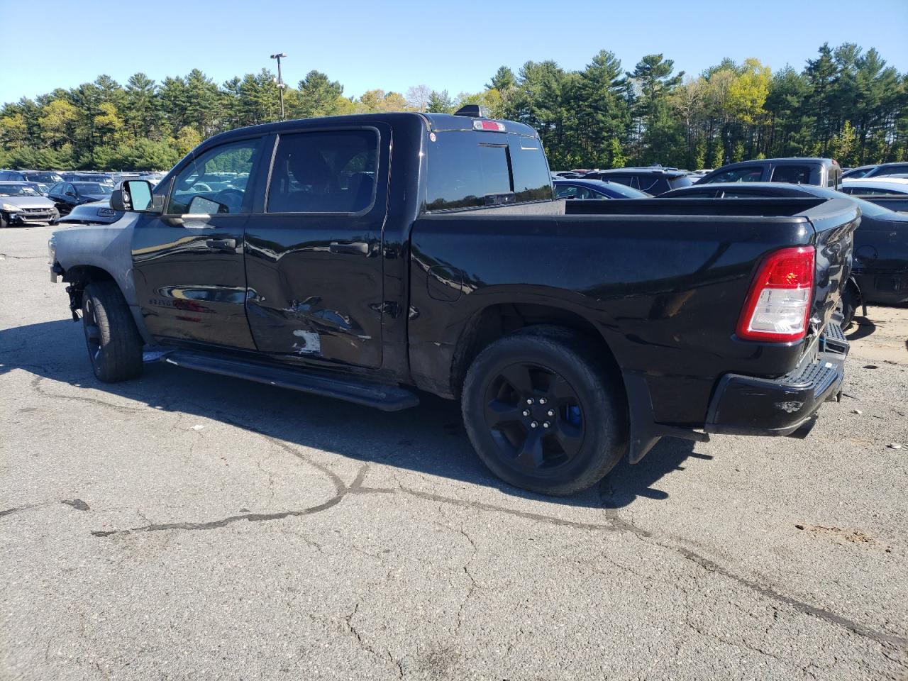 2019 Ram 1500 Tradesman vin: 1C6SRFGT1KN528161