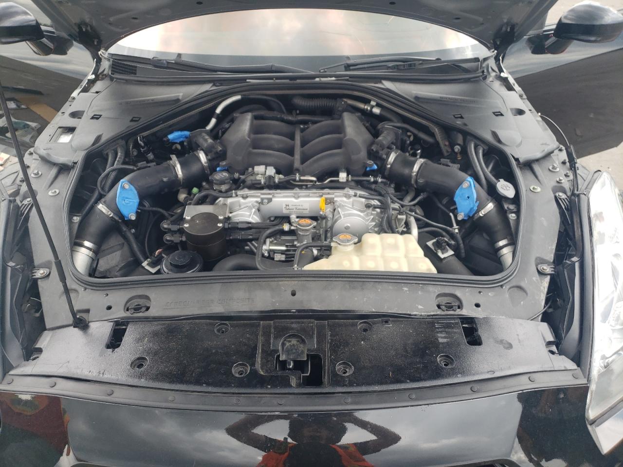 JN1AR5EF8CM251112 2012 Nissan Gt-R Base