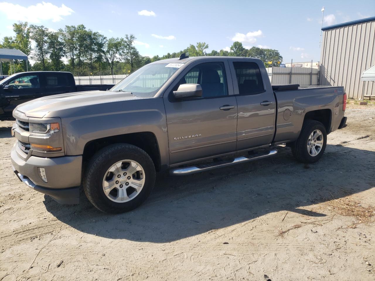 1GCVKREC7HZ165865 2017 Chevrolet Silverado K1500 Lt