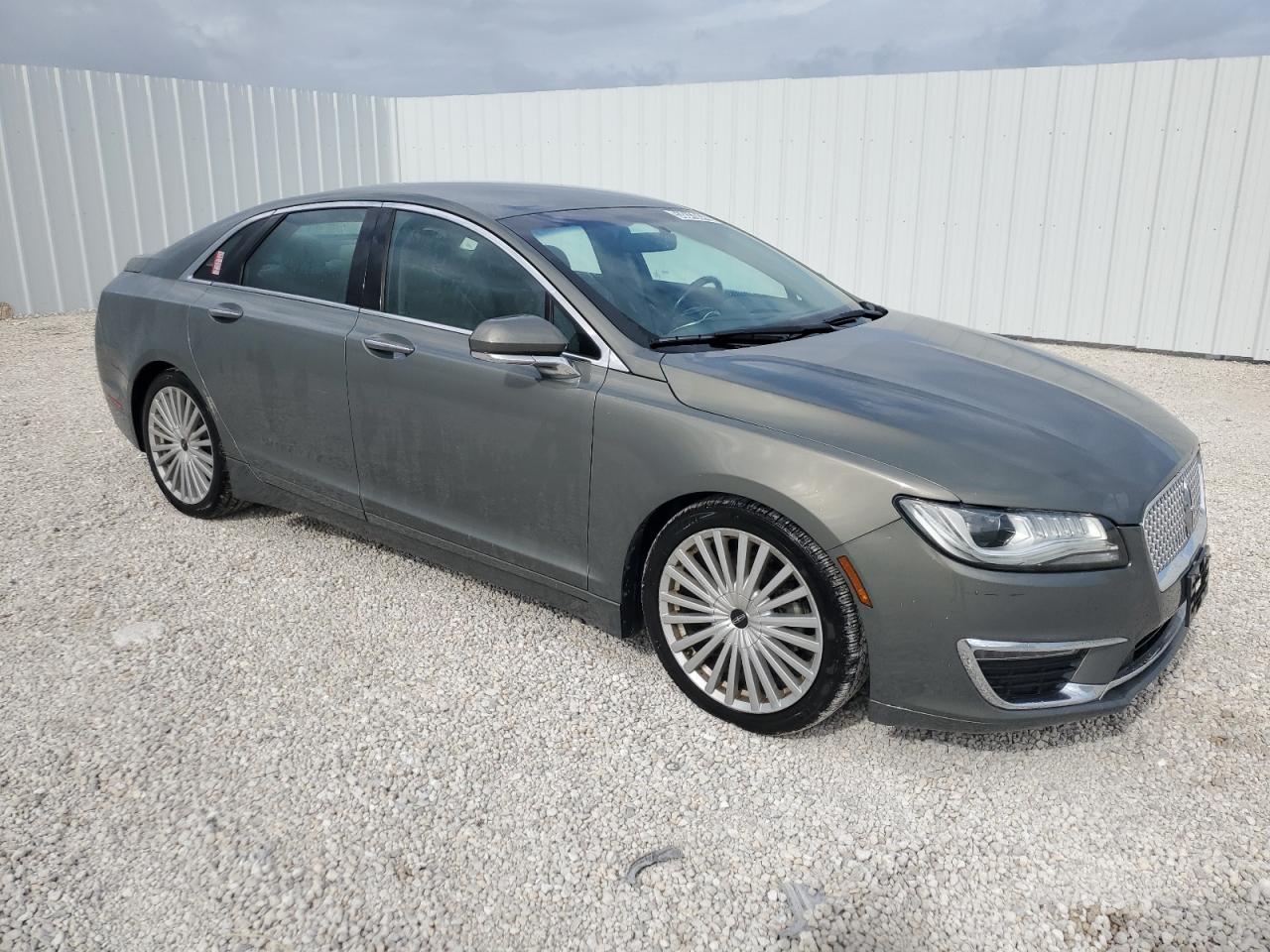 3LN6L5MU8HR609422 2017 Lincoln Mkz Hybrid Reserve