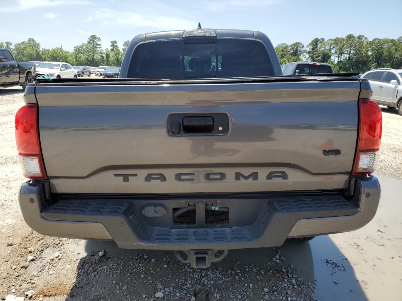 3TMAZ5CN2KM079735 2019 Toyota Tacoma Double Cab
