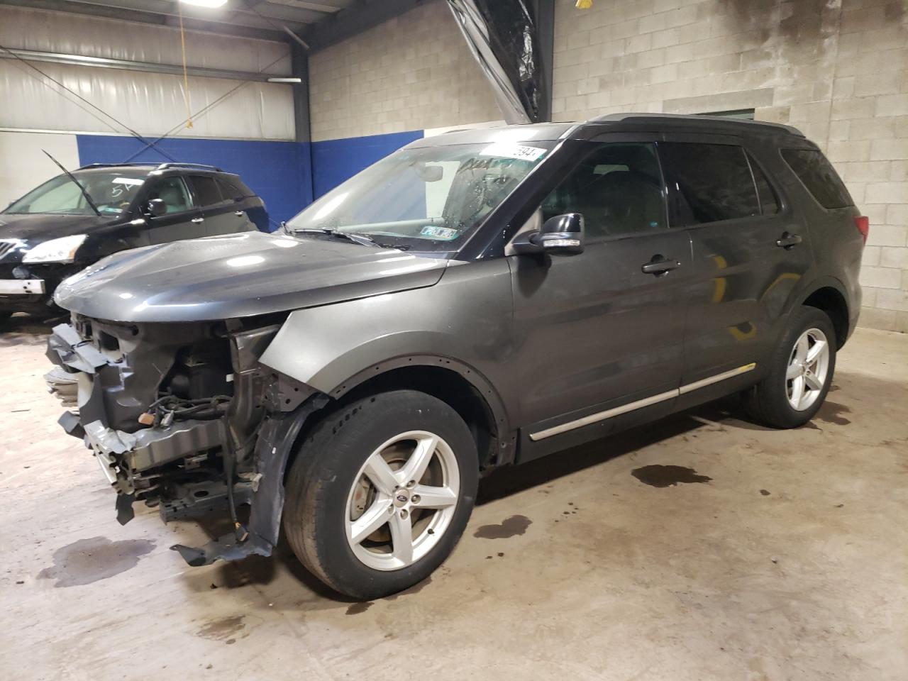 1FM5K8DH2HGA66370 2017 Ford Explorer Xlt