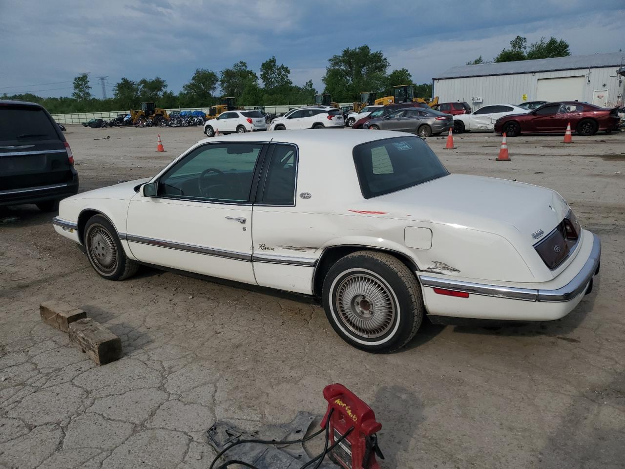 1G4EZ13L7NU409390 1992 Buick Riviera