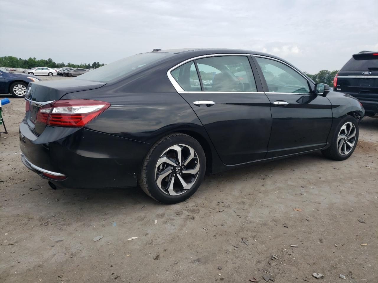 1HGCR2F71HA268470 2017 Honda Accord Ex