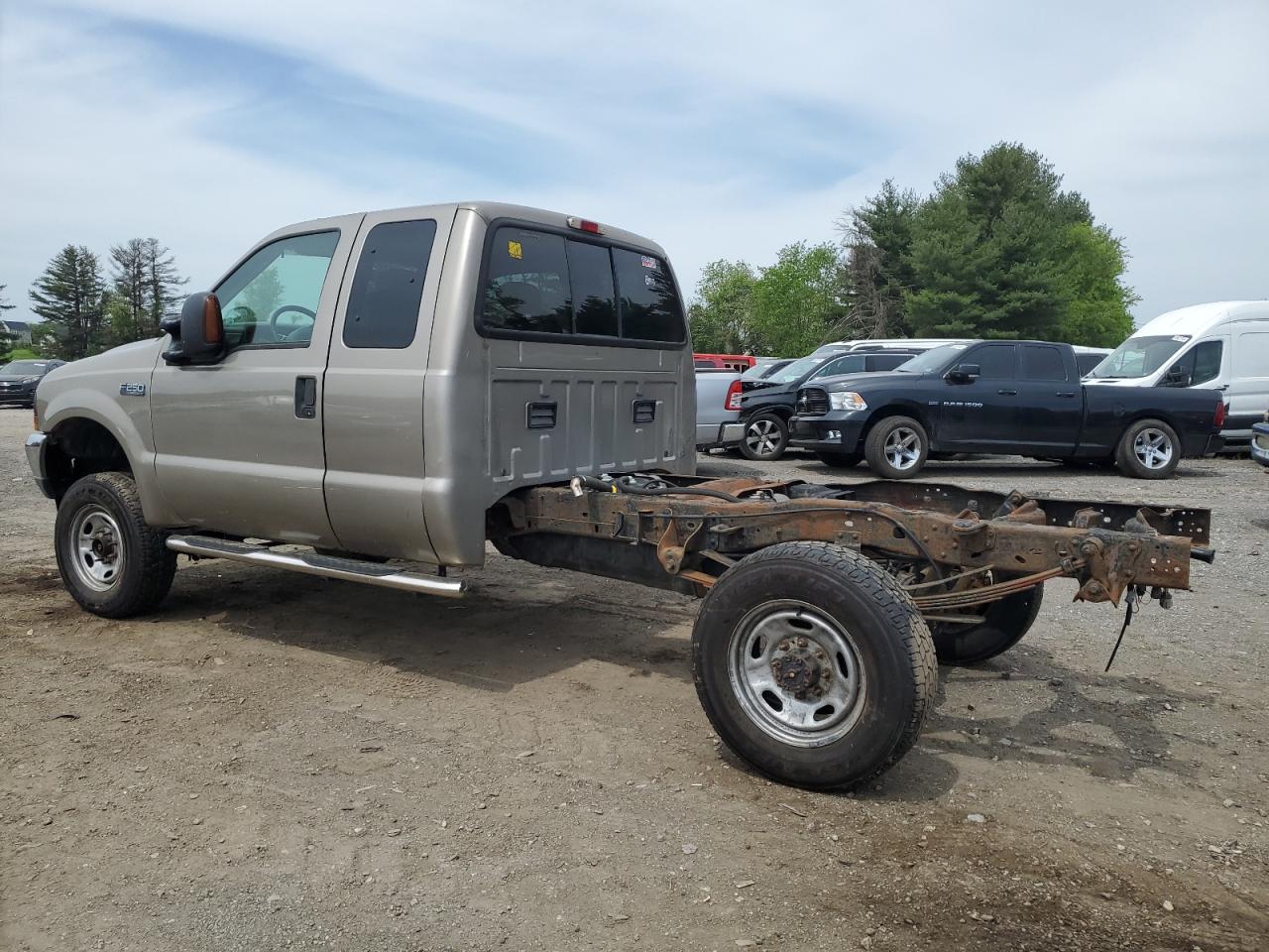 1FTNX21L32EA04524 2002 Ford F250 Super Duty