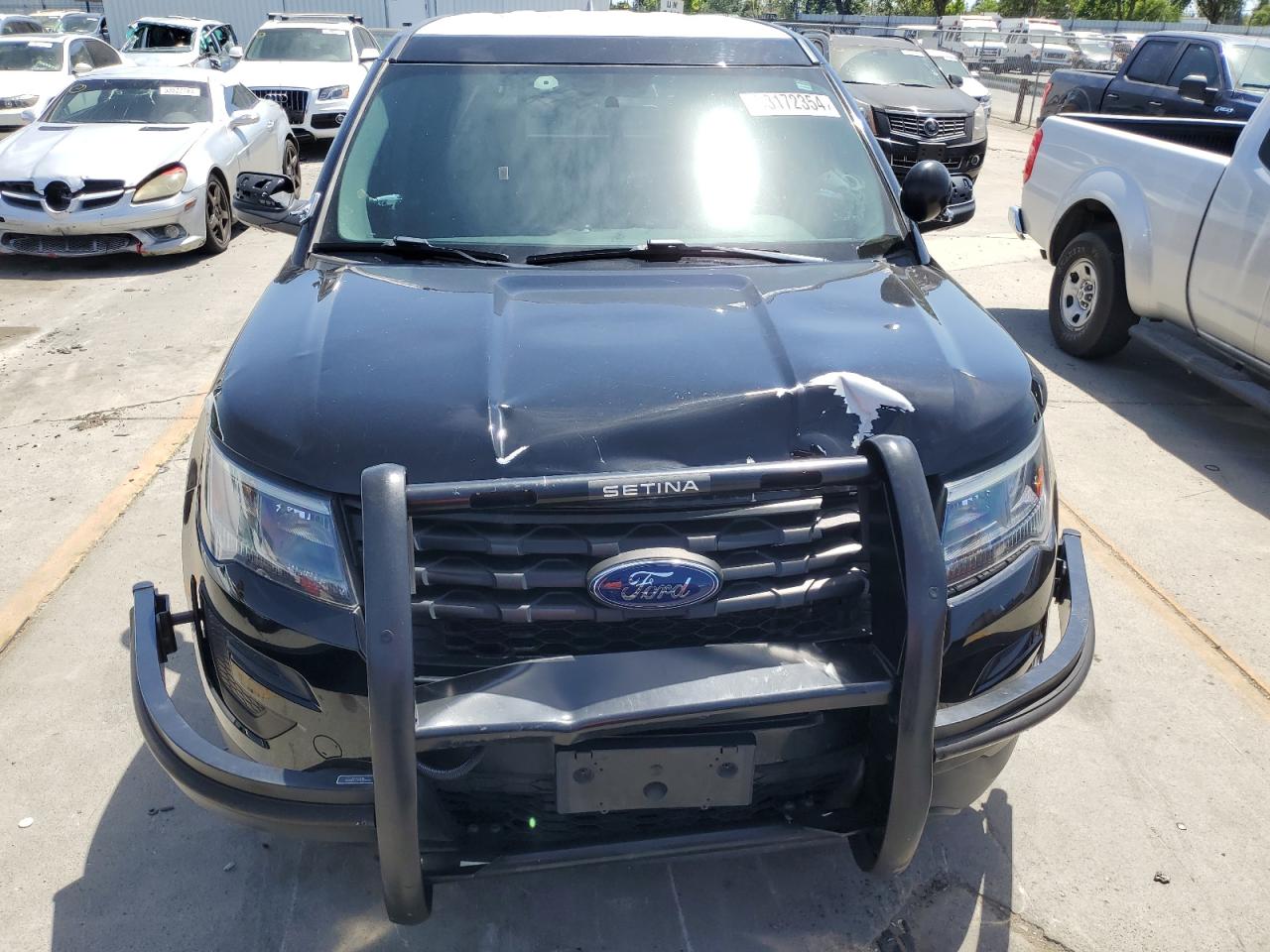 2018 Ford Explorer Police Interceptor vin: 1FM5K8AR5JGC18161