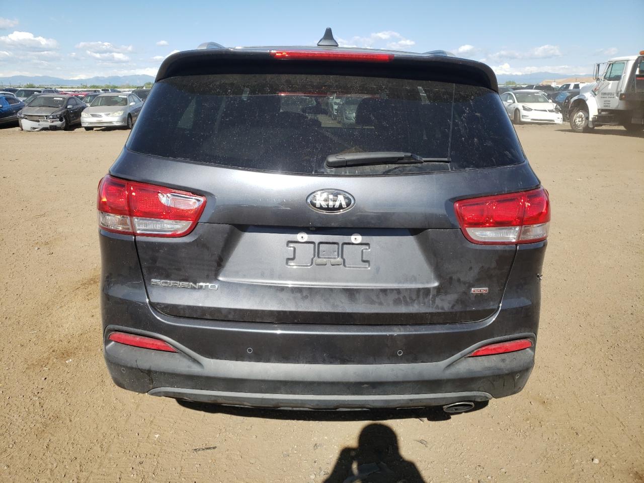 5XYPG4A33JG385673 2018 Kia Sorento Lx