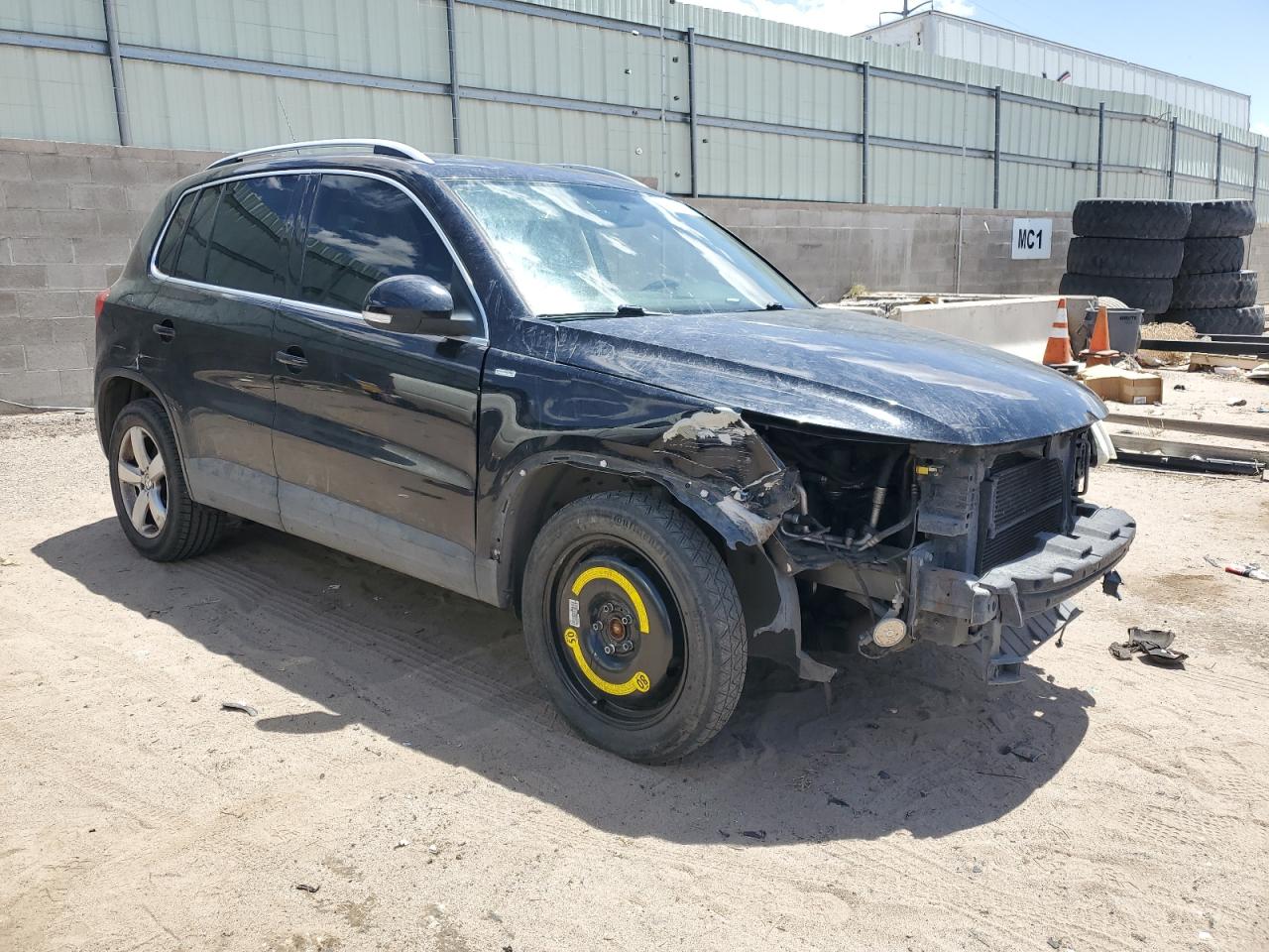 WVGBV7AXXAW533238 2010 Volkswagen Tiguan Se