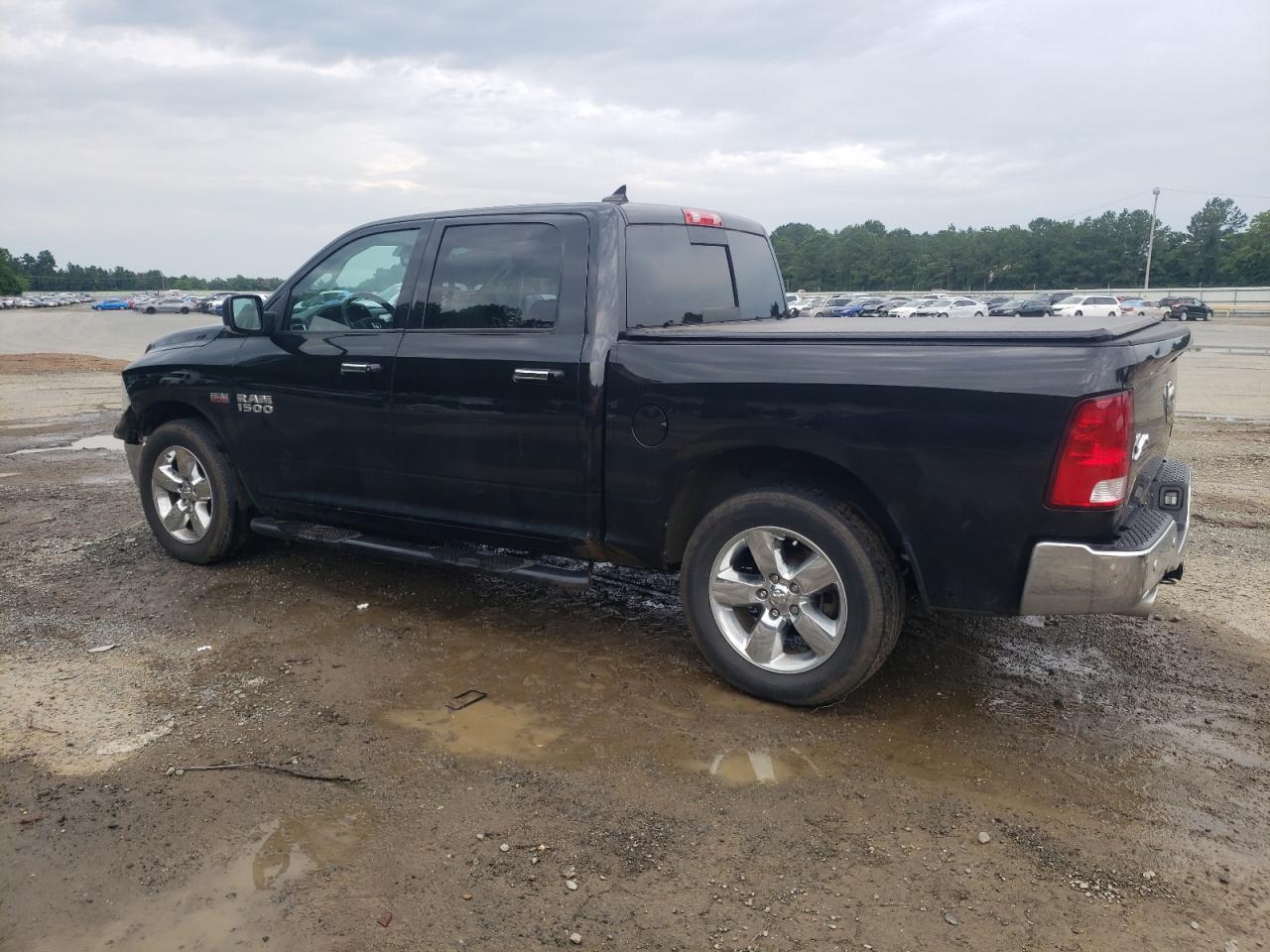 2018 Ram 1500 Slt vin: 1C6RR6LT5JS331126