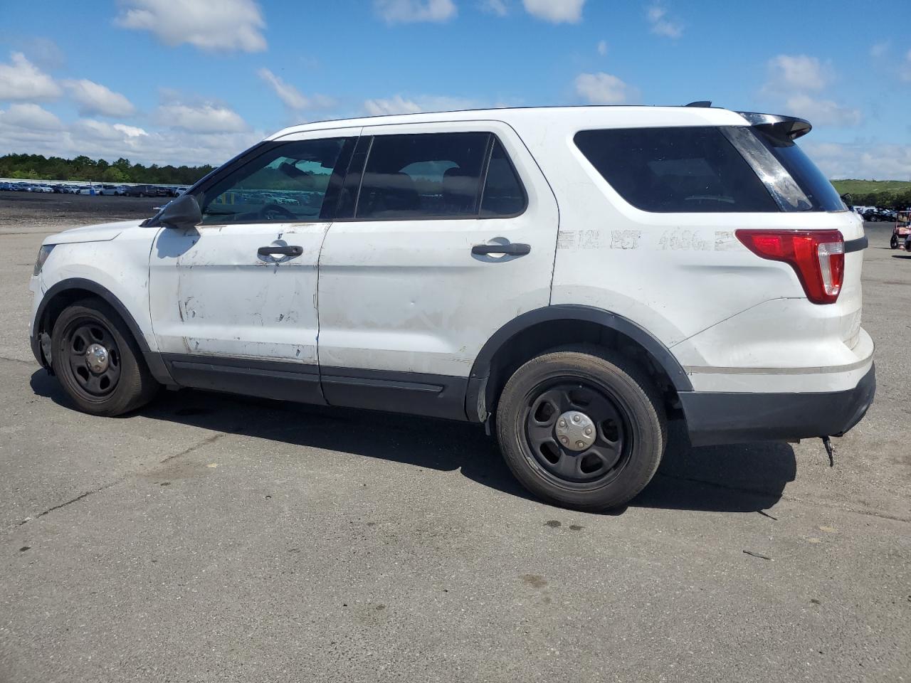 1FM5K8AR2JGC74932 2018 Ford Explorer Police Interceptor