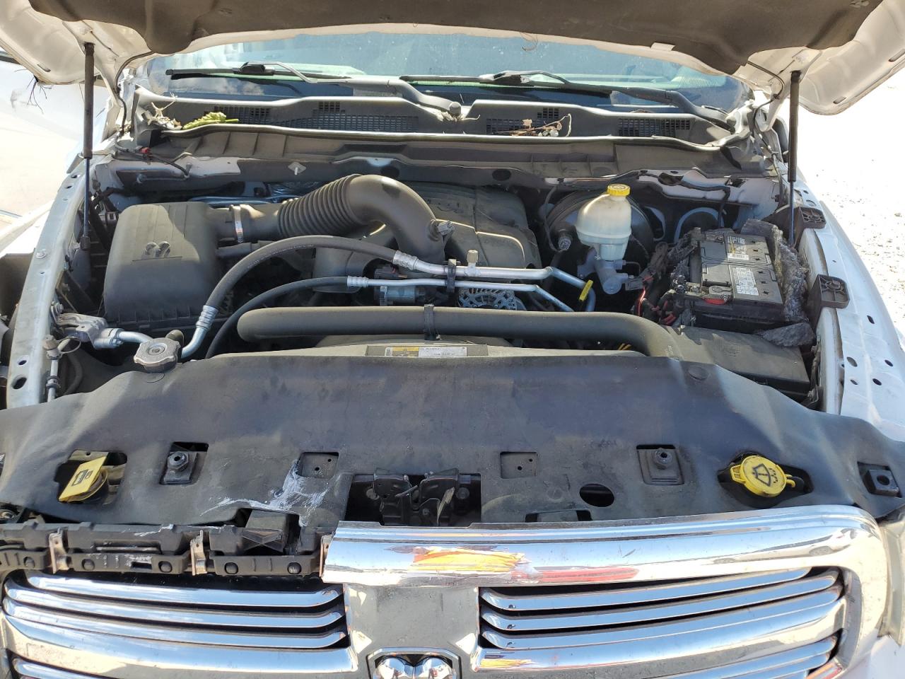 1C6RR7LT3FS606764 2015 Ram 1500 Slt